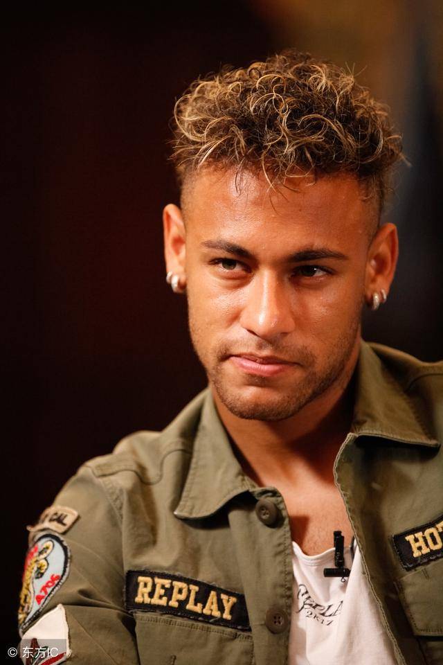 费高达1亿 费高达1亿