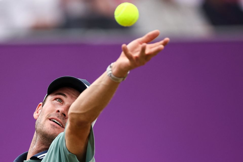 訓練刻苦與 訓練刻苦與