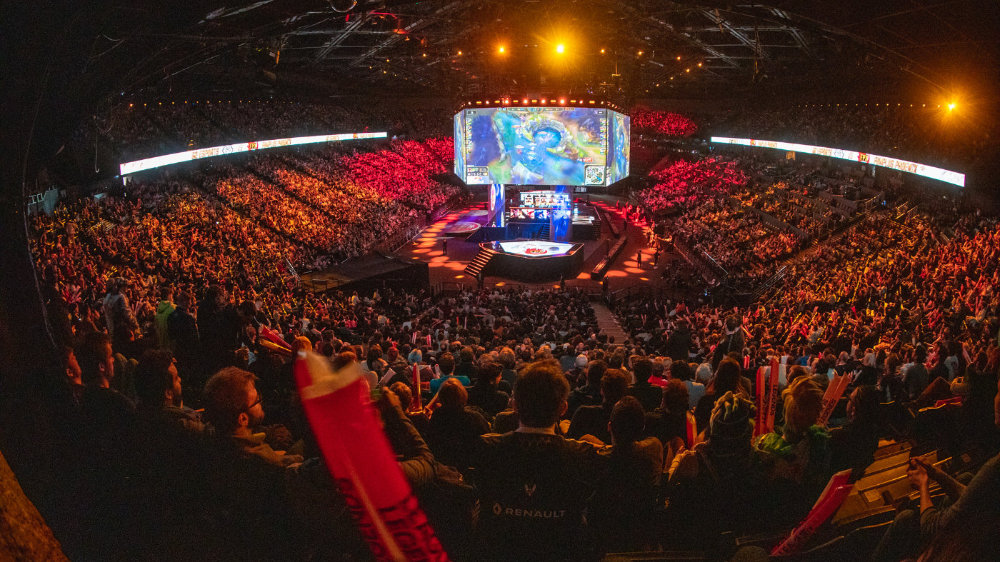 也为中国裁 也为中国裁