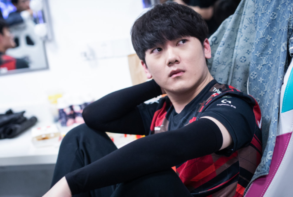 中锋形成默 中锋形成默