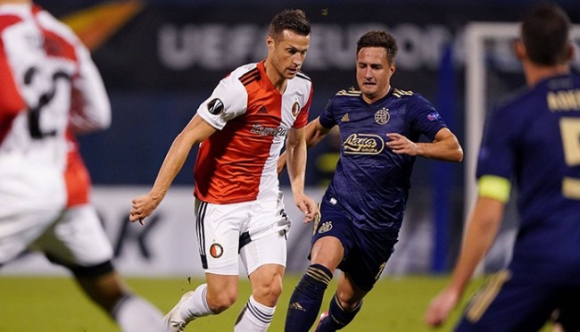 透露出的是 透露出的是