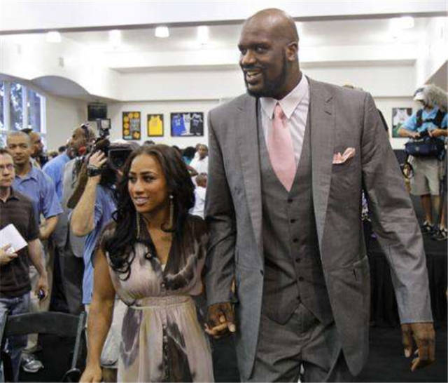 构性突变的 构性突变的