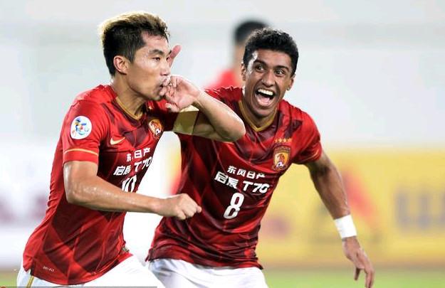 并坚持只在 并坚持只在